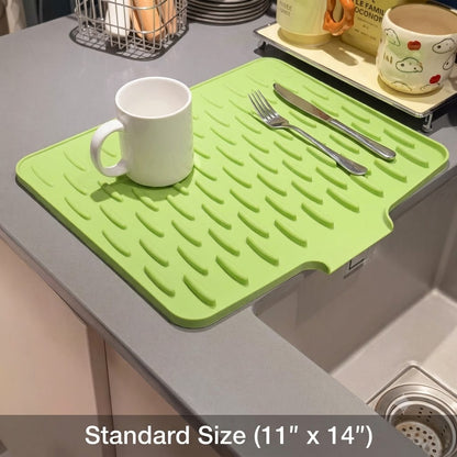 BVJ®Heavy-Duty 3-in-1 Silicone Mat: Drainer, Trivet & Chopping Cushion(✨2026 New Upgrade)