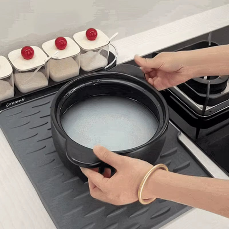 BVJ®Heavy-Duty 3-in-1 Silicone Mat: Drainer, Trivet & Chopping Cushion(✨2026 New Upgrade)