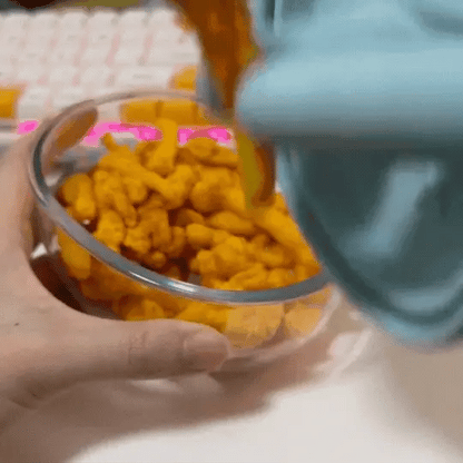 SnackMate BPA-Free Mess-Free Snack Grabber(Food-Grade🌿)