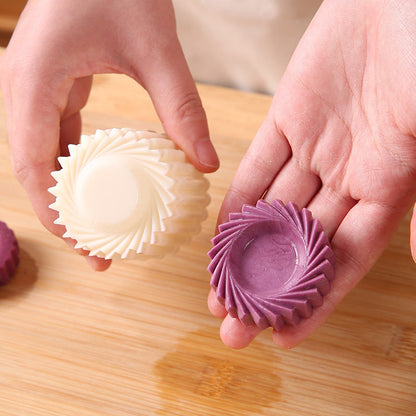 🥧 Creative Double-Ended Pastry Tamper Mold (JG)